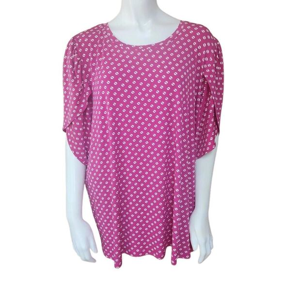 Michael Kors Stylish Pink Print Top (2X) - Picture 2 of 5